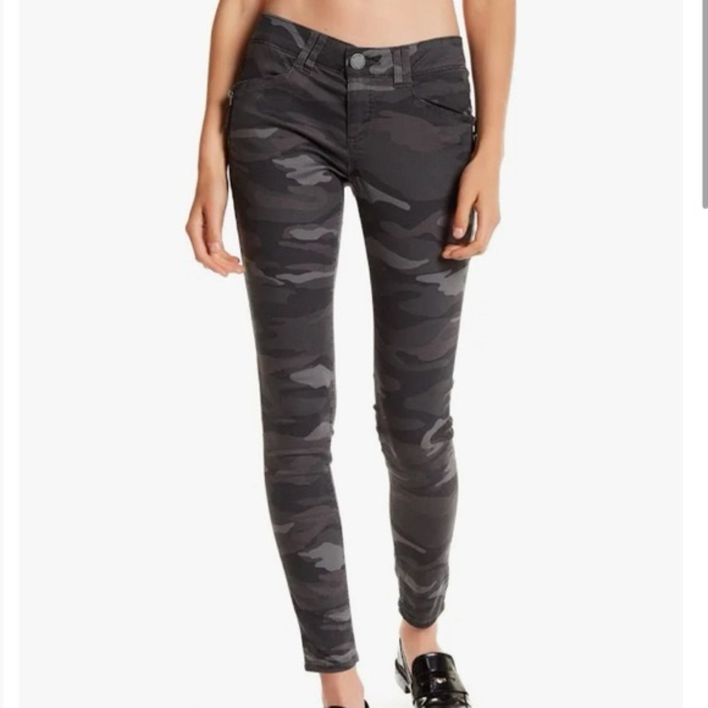 Democracy Dark Camouflage Pants